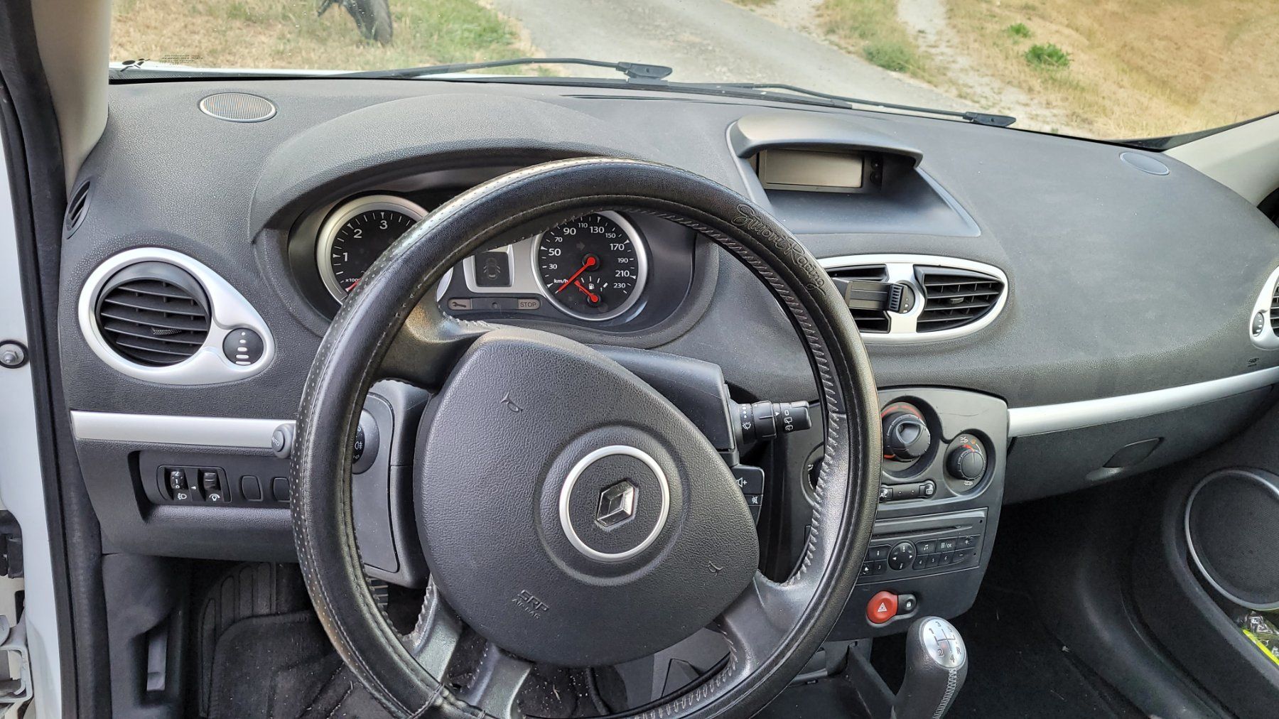 Renault Autos: Renault Clio – Gebraucht aus Brugg AG von Ela_Obi 5