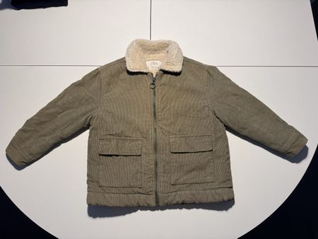 Warme Zara Winterjacke, Cord, Gr. 116, Top Zustand!