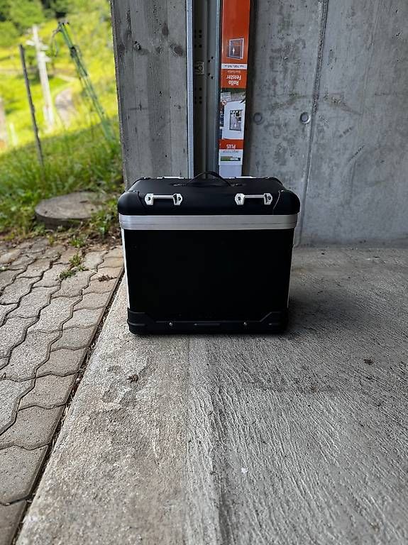 Reisekoffer: Touratech Zega Pro 2 Black - 45 Liter – Gebraucht aus Oberägeri von Omen70