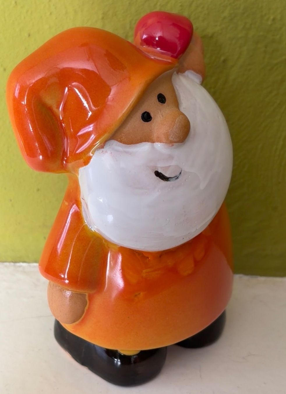 Statuette: Keramik Zwerg orange, Neu – Nuovo e nell'imballaggio originale da Zäziwil venduto da meri79. 1