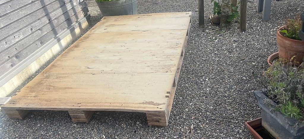 Pallets: Holz Palette  – Usato da Frauenkappelen venduto da ann_65rk 1