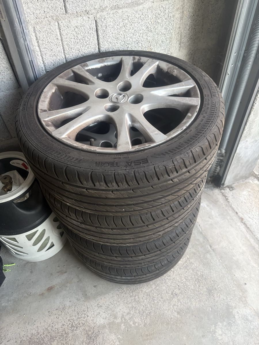 : 4 x roues Mazda 2 – D'occasion à Tramelan par tl2_ztn6 3