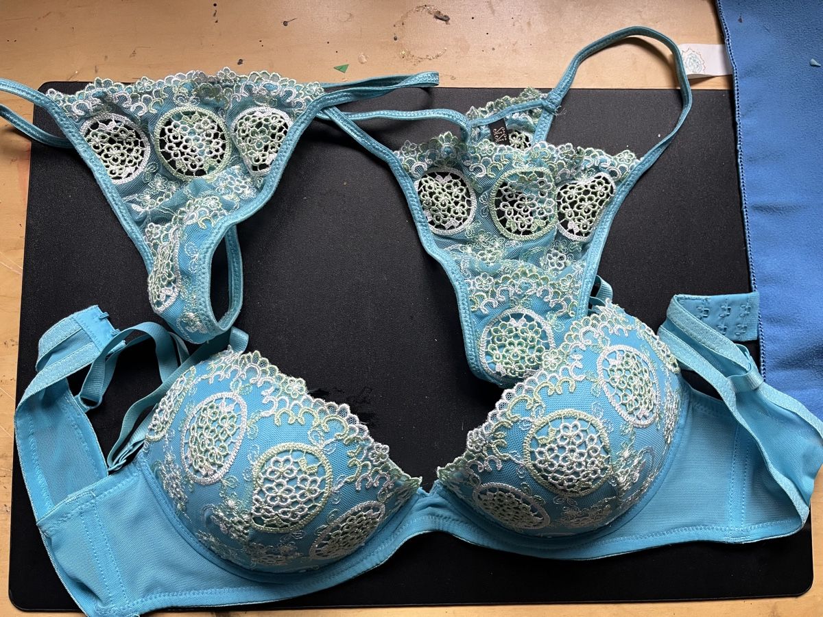 Altra biancheria intima: Sisi Intimate – Usato da Hochdorf venduto da Forestgreen 1