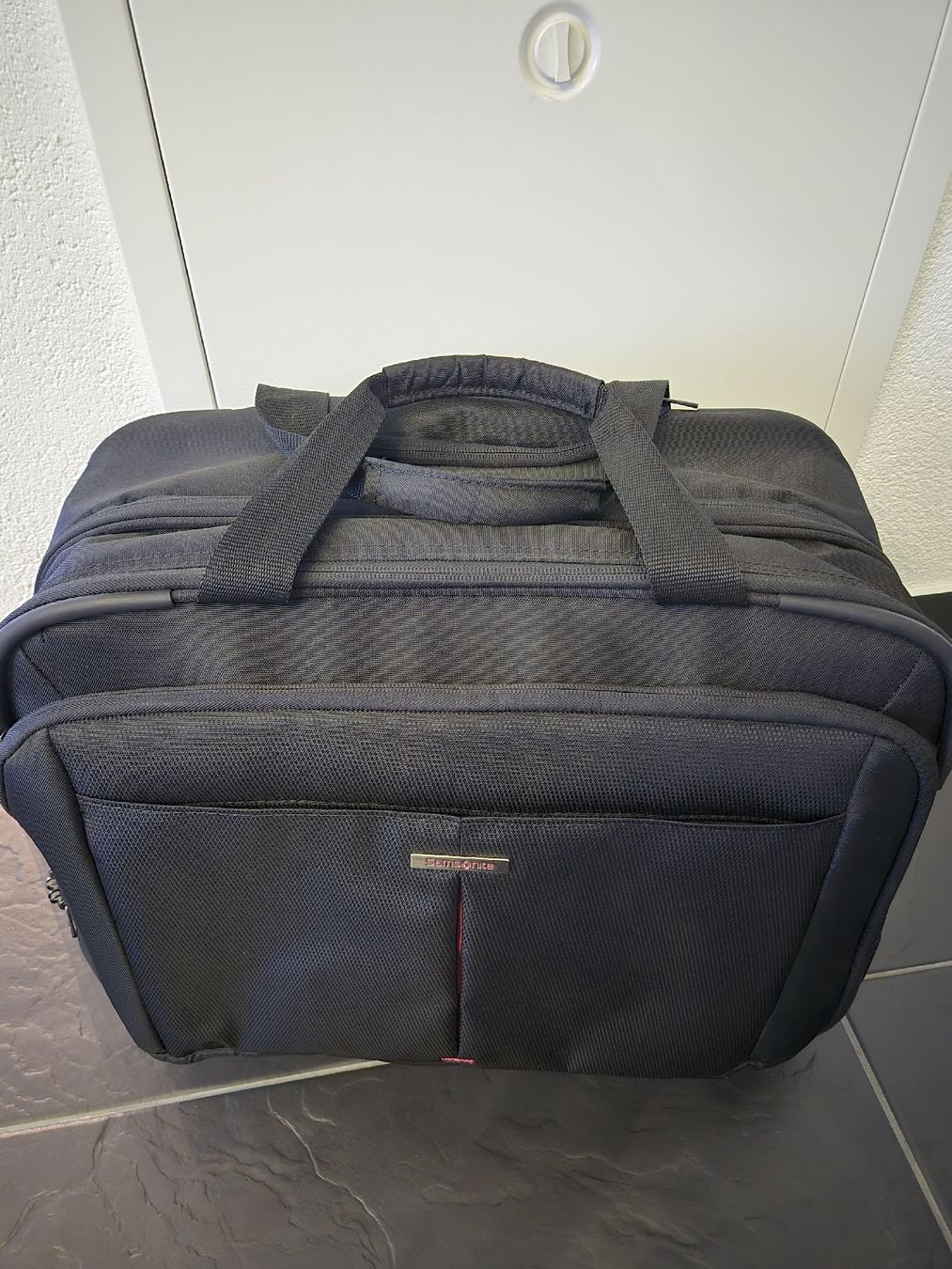 Samsonite Valigie: Samsonite Business Rollkoffer ein Mal gebraucht – Nuovo (secondo la descrizione) da Rothrist venduto da ner_27ct 6