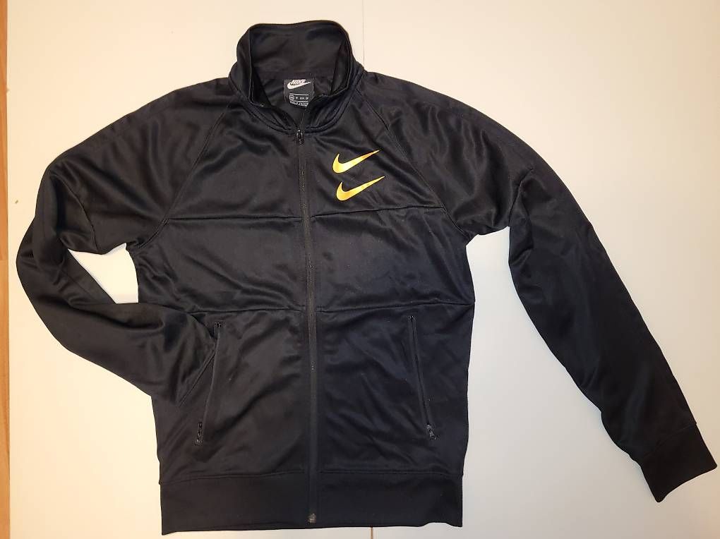 Jacken: Original Nike Sweatjacke Grösse XS – Gebraucht aus Pfungen von meierda89