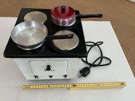 Vintage Kinderherd Metall mit Zubehör gebraucht