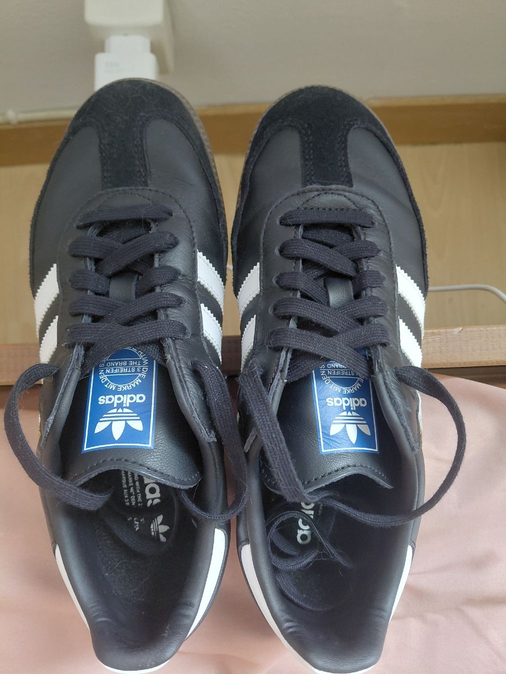 Adidas Scarpe da uomo: Adidas Samba Schuhe, neuwertig, vielleicht 4 oder 5 Mal getr – Nuovo (secondo la descrizione) da Bern venduto da Sogand.mnv