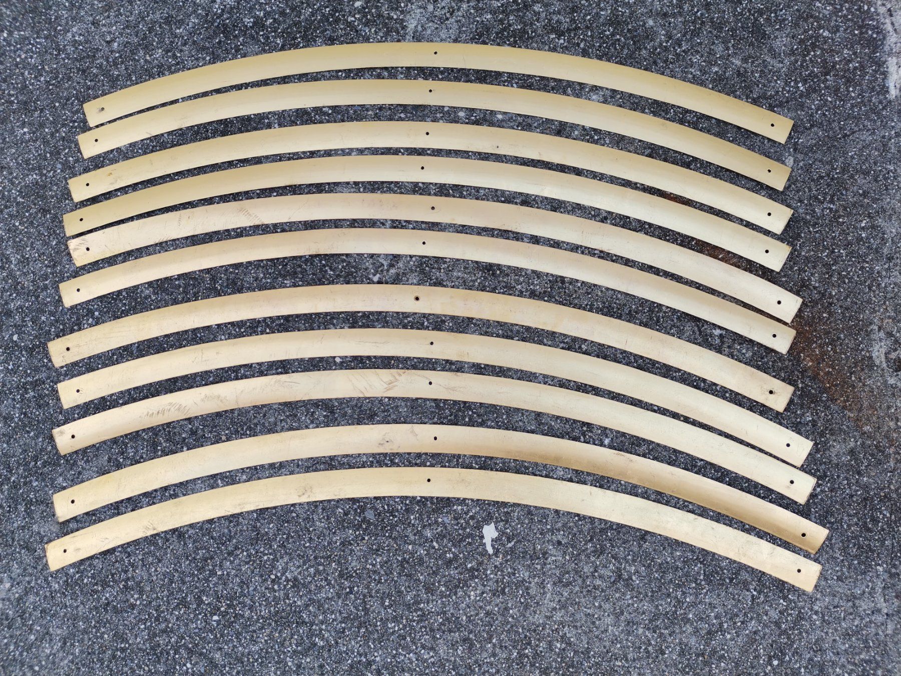 Anelli: Ringe, Grosse Zifferblattringe, Goldringe, Dekorringe, Uhr – Usato da Wiedlisbach venduto da materialkreislauf