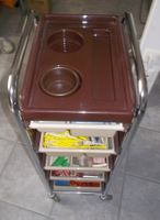 Coiffeur Frisier Wagen / Diener mit diversem Zubehör