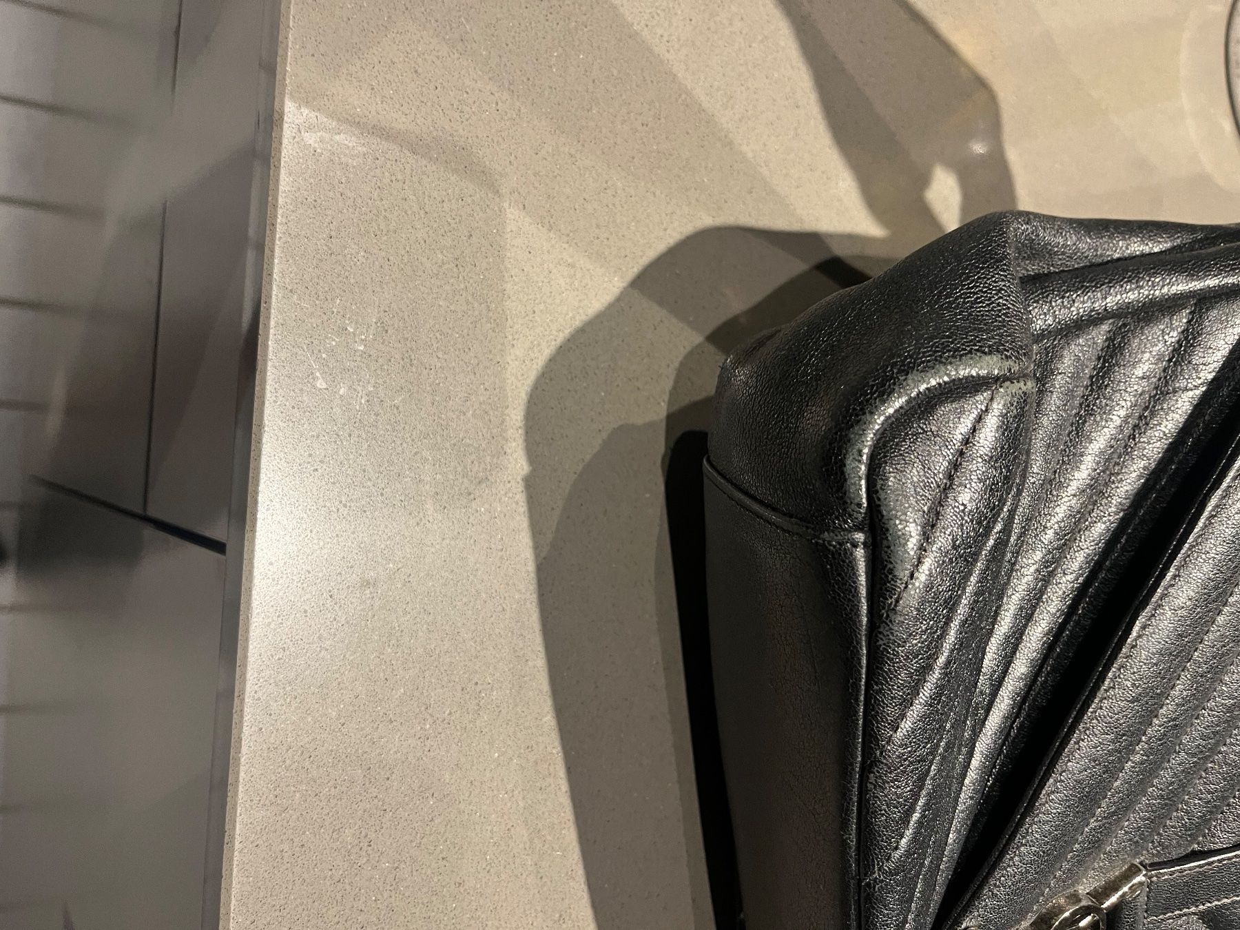 Saint Laurent Borse da donna: Yves Saint Laurent College – Usato da Ebikon venduto da loy_wjg6 9
