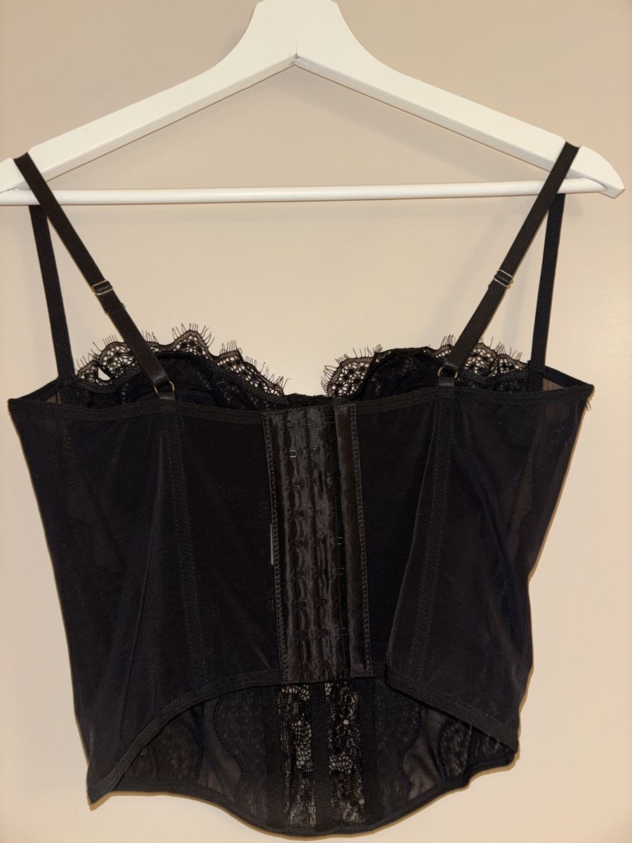 Top: Schwarzes Bustier mit Spitze. Grösse XL – Nuovo e nell'imballaggio originale da Arbon venduto da Viktoriaa 2