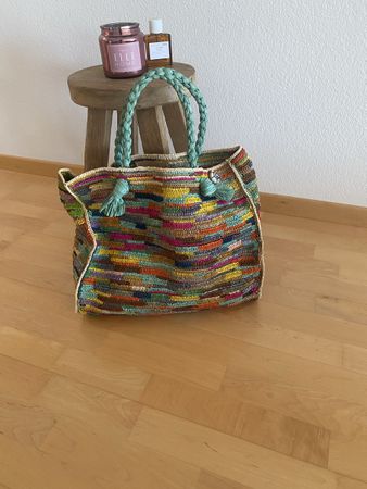 Gestrickte Tasche mehrfarbig Marke Maglau guter Zustand