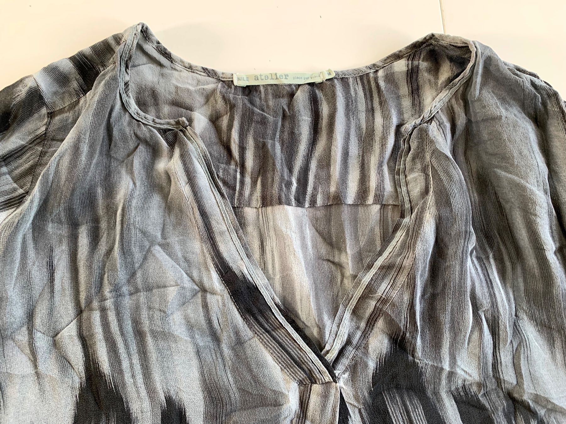 Nile Tuniken: NILE Atelier exclusive Tunika Grüsse M – Neu (gemäss Beschreibung) aus Meiringen von luanik 2