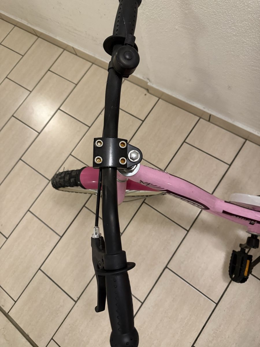 Velos: Fahrrad / Kindervelo – Gebraucht aus Sins von cochin01 2