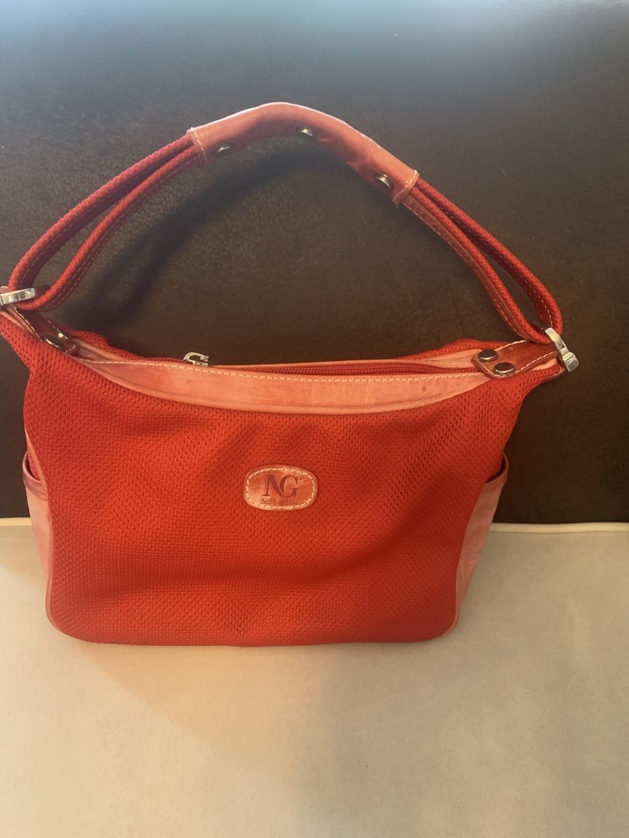 Nero Giardini Borse da donna: Nero Giardini Tasche  – Usato da Bergdietikon venduto da zor_856j