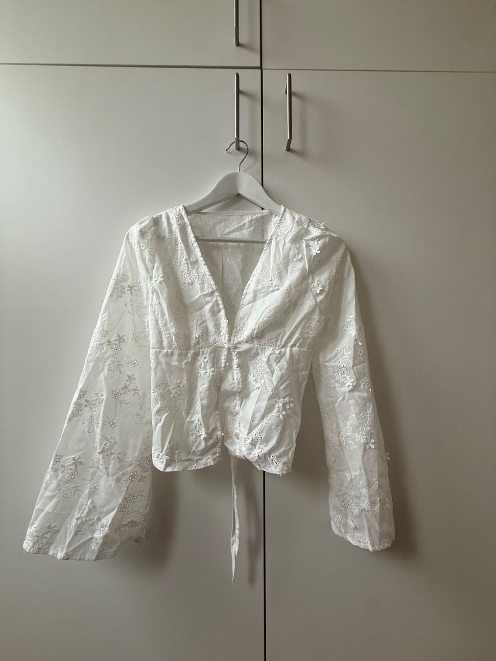 Camicette: Neue, weisse Bluse – Nuovo (secondo la descrizione) da Goldach venduto da jil_vnd8