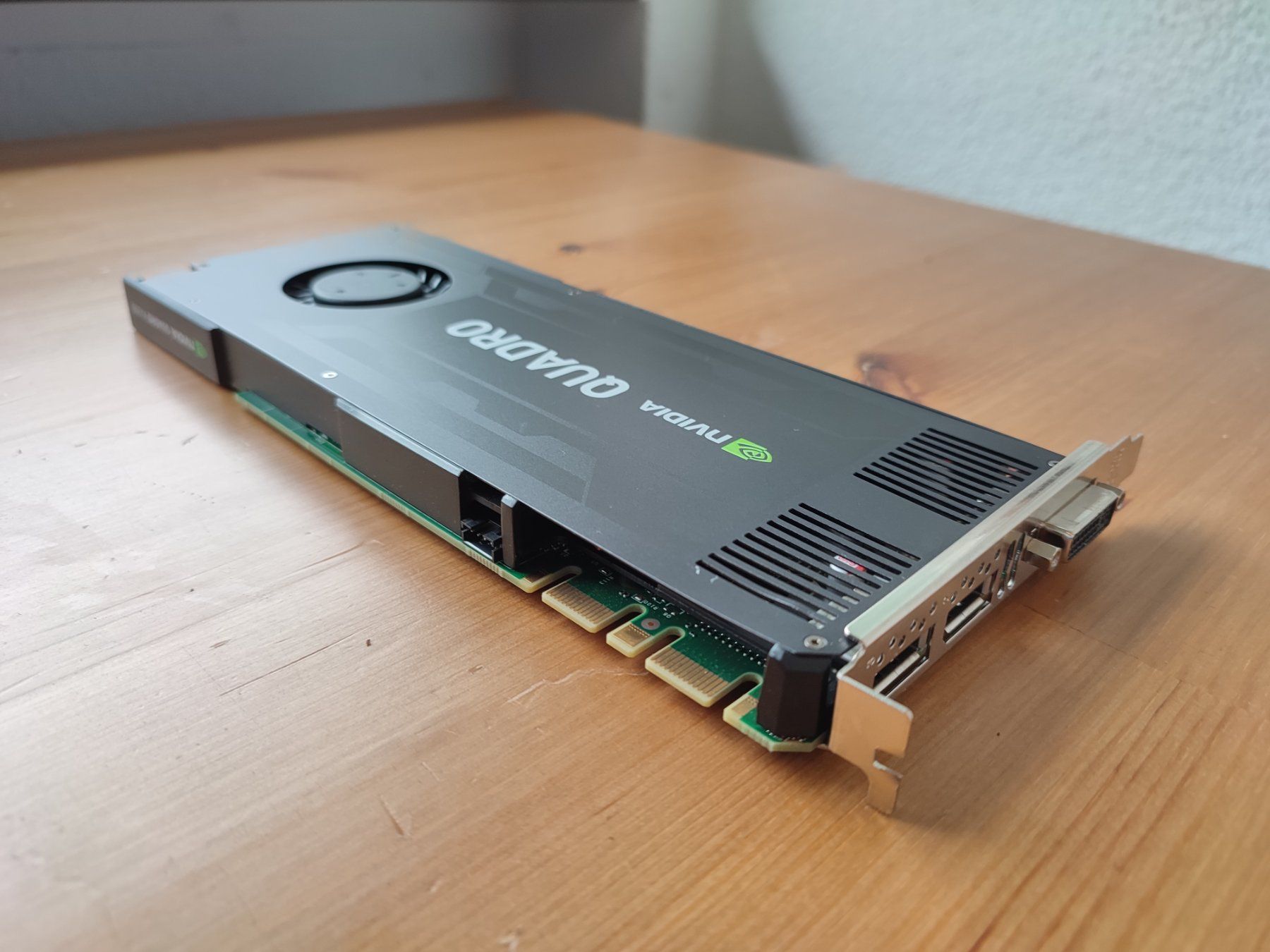 Nvidia Schede grafiche: Nvidia Quadro K4200 4G – Usato da Zürich venduto da suitedconnector 1