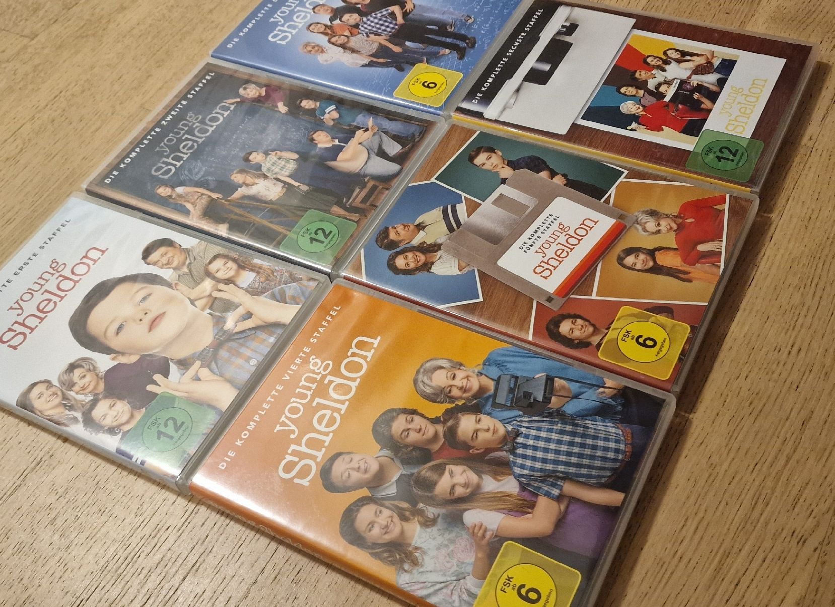 Tutti i DVDs: Young Sheldon Serie Staffel DVD Complete Edition – Nuovo (secondo la descrizione) da Arbon venduto da sar_l7ll 2