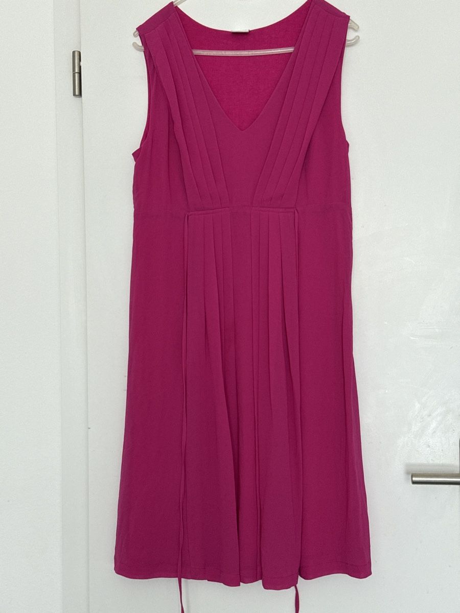 Kleider: Pink summer dress. – Neu (gemäss Beschreibung) aus Thalwil von perulina