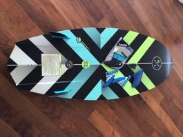 Wakesurfboard Hyperlite Shim 4.7 mit FuturesFinnen gebraucht