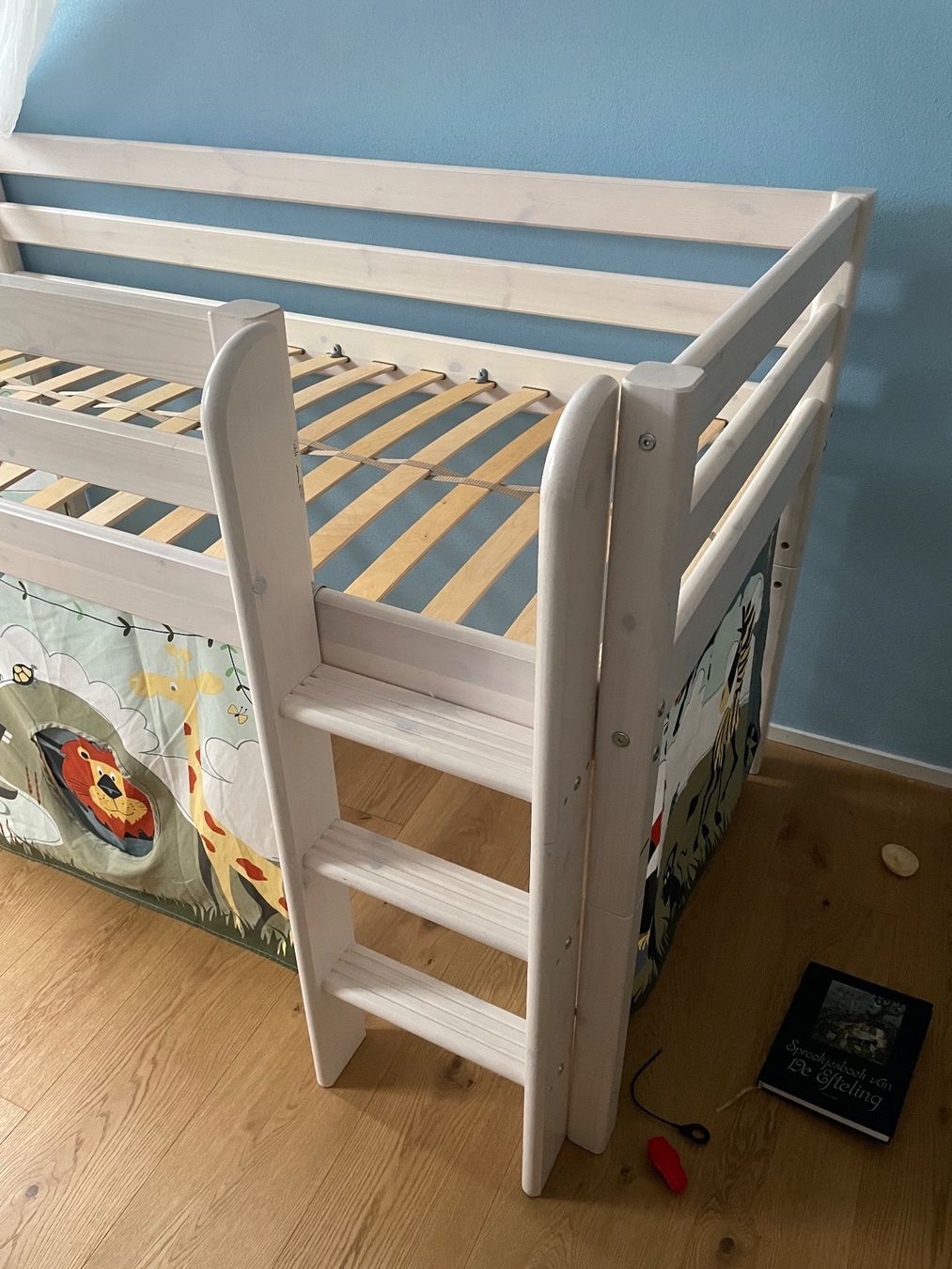 Flexa Betten: Kinderbett - Halbhoch – Gebraucht aus Kloten von  2