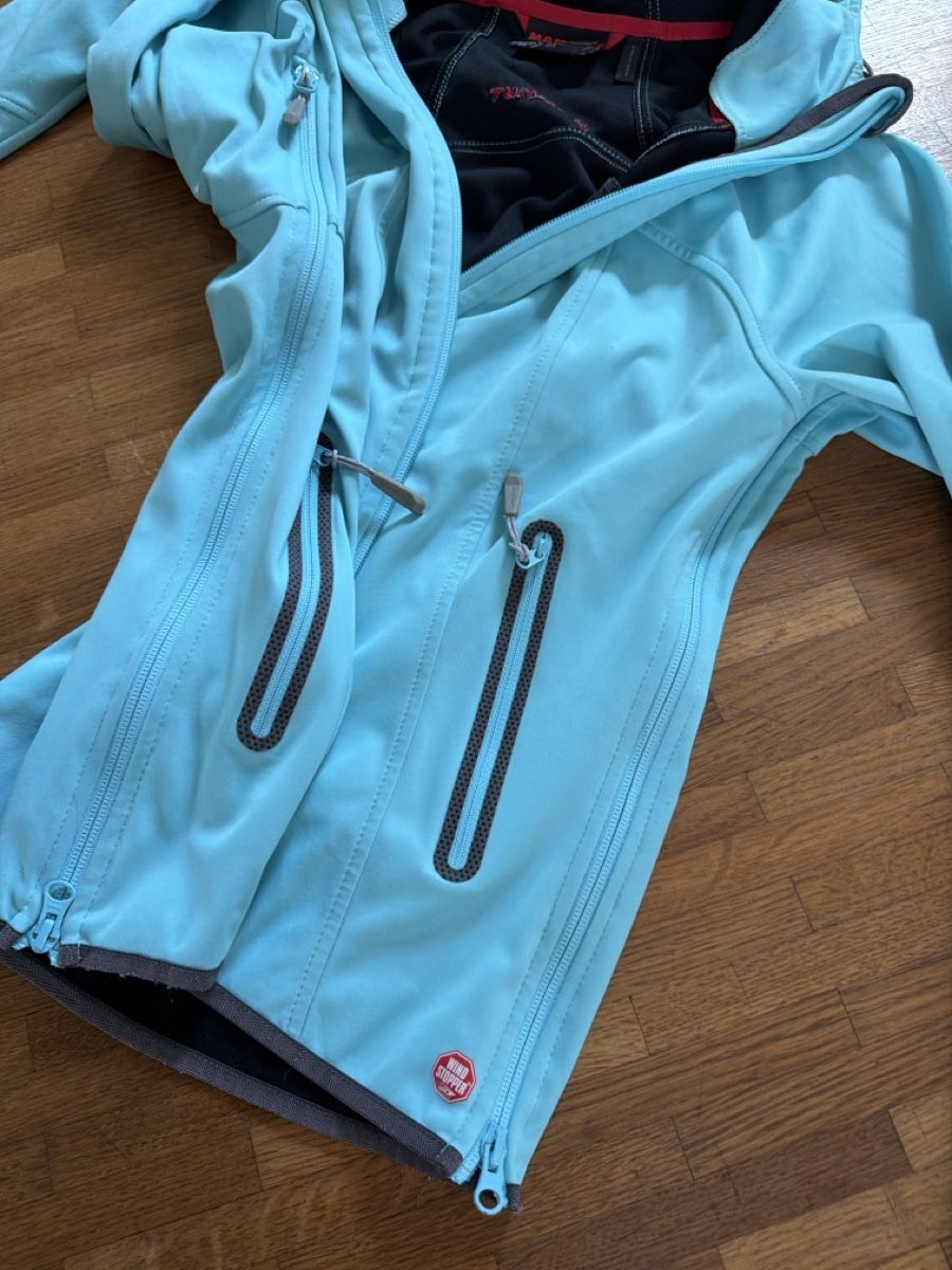 Mammut Giacche: Mammut Softshell Jacke Windstopper hellblau Grösse M – Usato da Morgarten venduto da elabaumann_ch 3