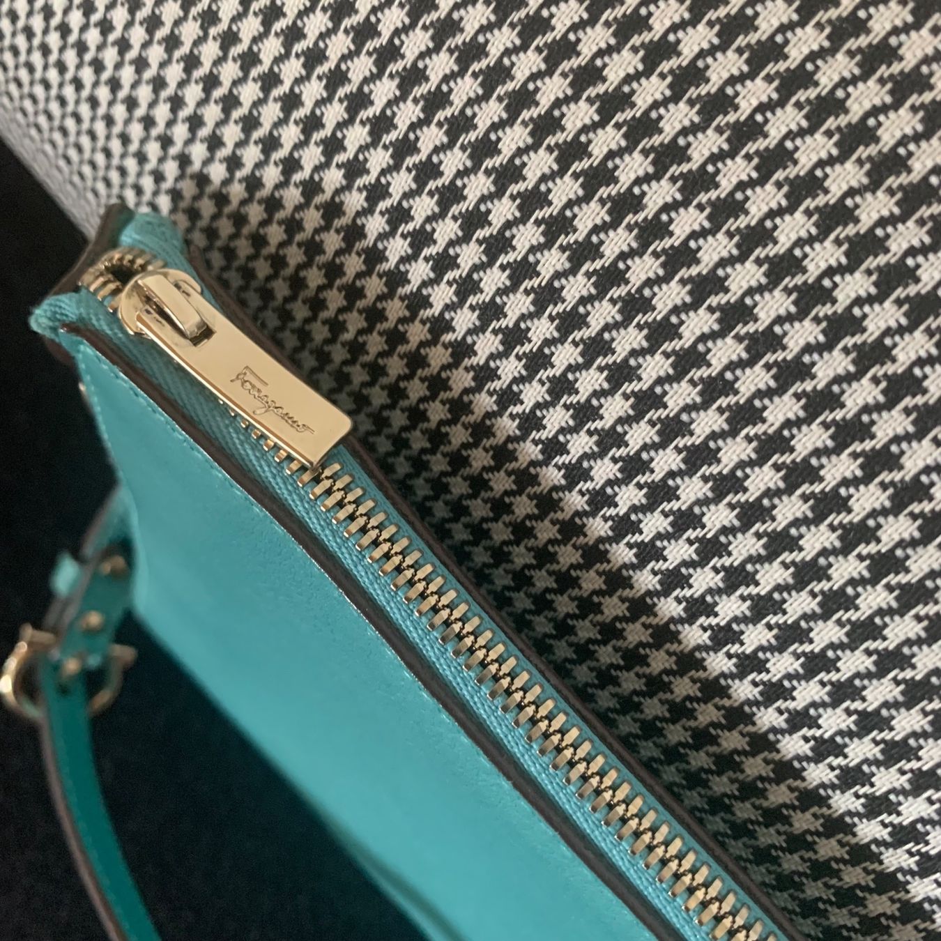 Salvatore Ferragamo Taschen für Damen: Sac à main Salvatore Ferragamo – Gebraucht aus Roche VD von ann_s5tc 1