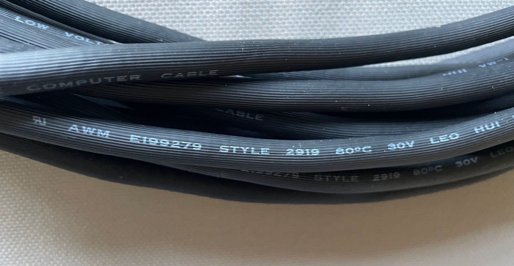 Câbles: Monitor-Kabel 15 m VGA – D'occasion à Langenthal par Baltimore1569 1