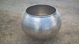 Cuve en inox, plus ou moins 80 cm de diamètre et de haut