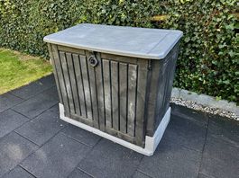 Gartenkiste / Gartenschrank