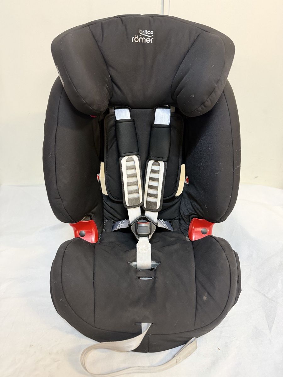 Britax Römer Seggiolini per auto: Britax Römer Autositz – Usato da Reinach AG venduto da gin_kdm8 1