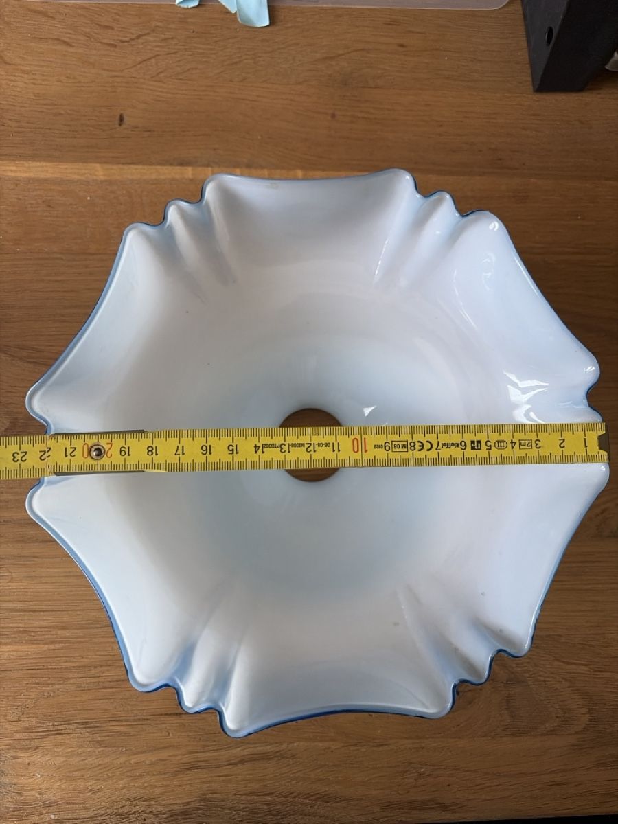 Abat-jours: Lampenschirm Glas Opalblau Durchmesser 23cm  – D'occasion à Lengnau BE par tho_8v9x 2