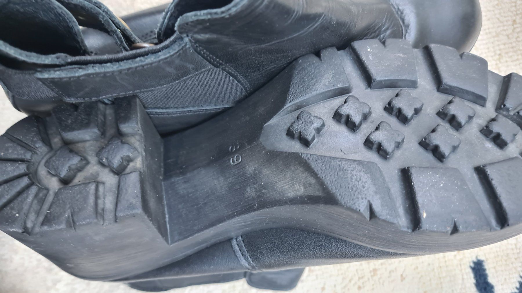 Chaussures hommes: Sortiment Schuhe teilweise neu – Neuf (Voir description) à Andermatt par Bozel 4