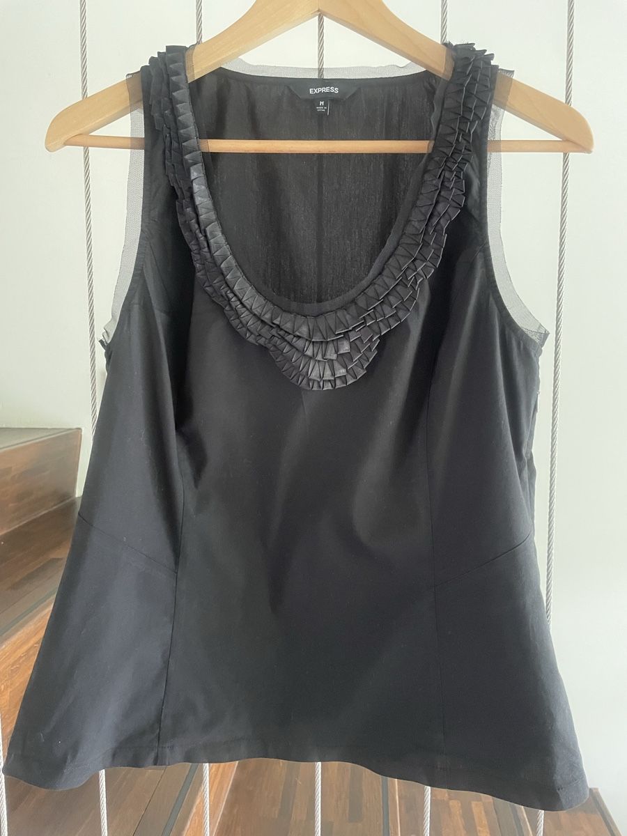 Top: Schwarzes Top, Grösse M – Usato da Ipsach venduto da Rena-b