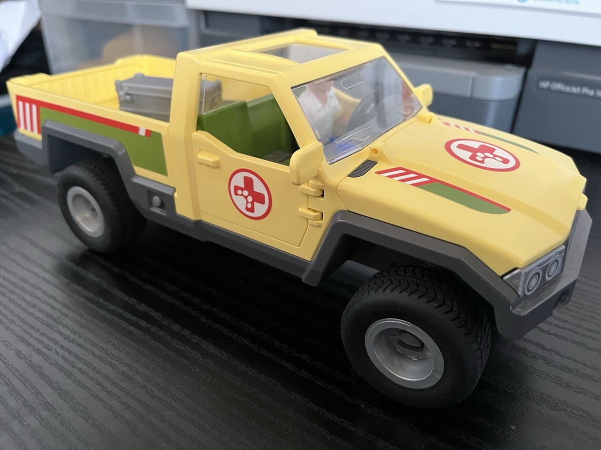 Schleich Jouets: Schleich Tierarztauto – D'occasion à Rümlang par Papamoll4 4