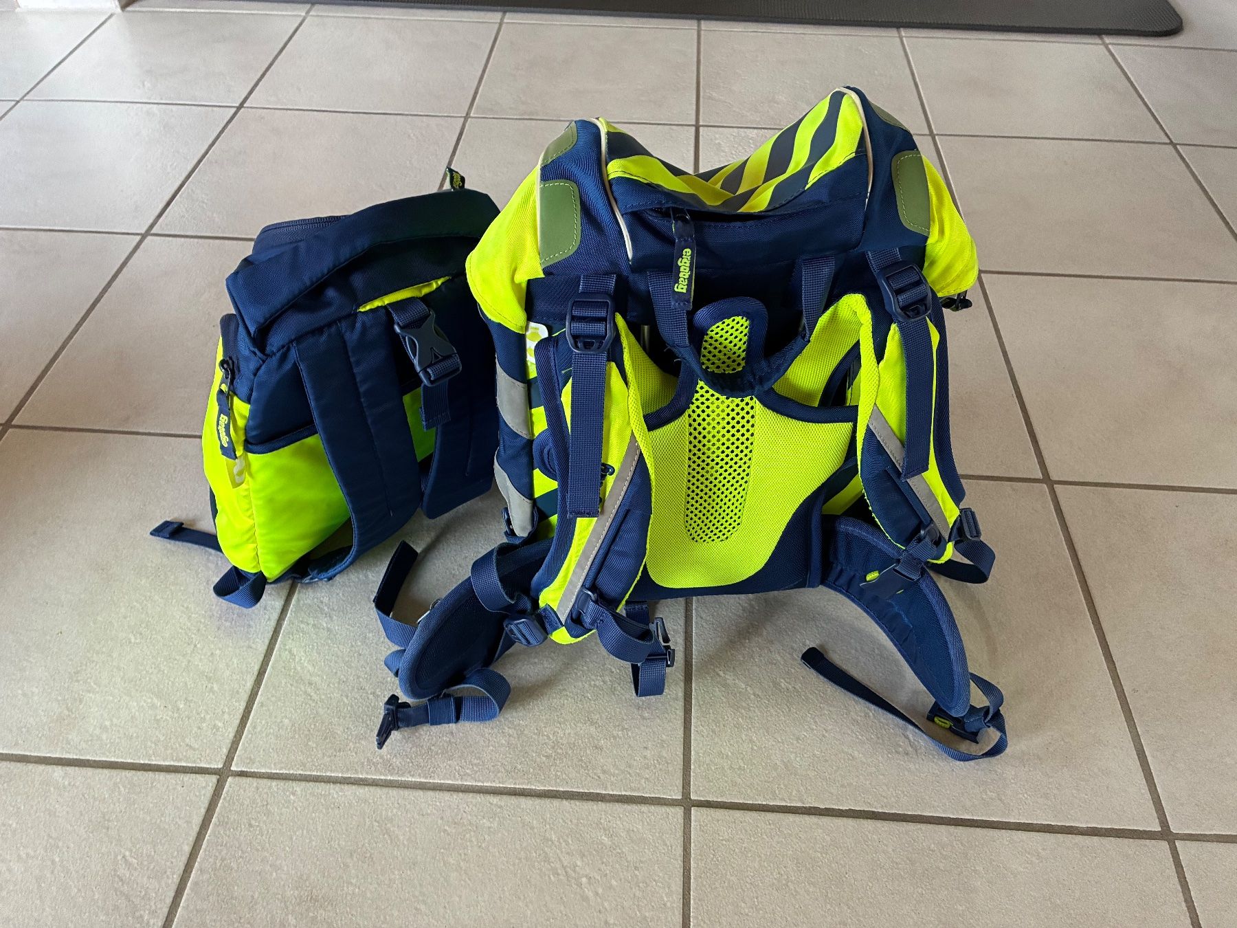 Ergobag Borse & Zaini: Ergobag in Leuchtfarben – Usato da Brenzikofen venduto da Jkarlito 1