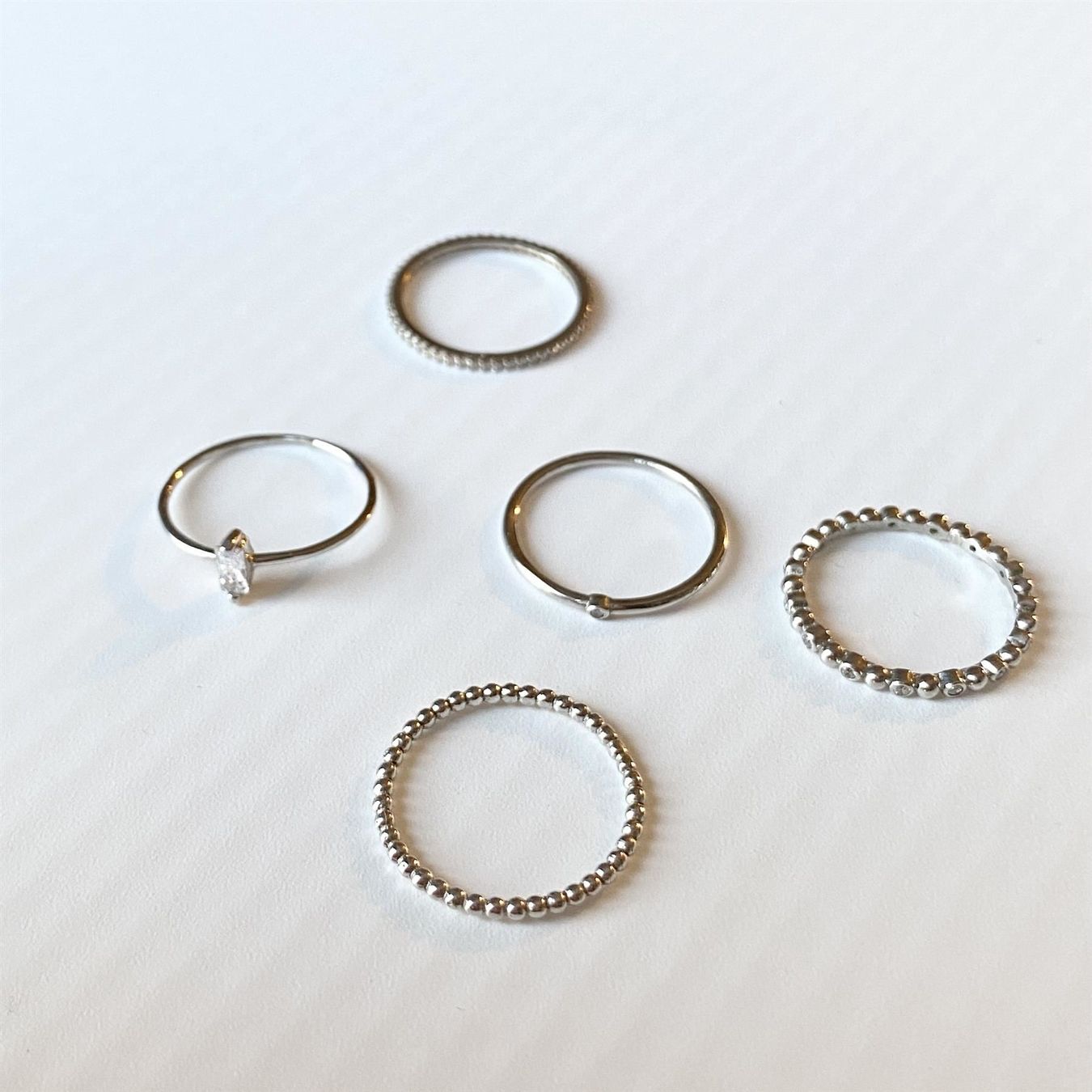 Anelli: Ring fein dünn Kugeln 925 Silber filigran Klassiker 52 – Nuovo e nell'imballaggio originale da Zürich venduto da goldfisch.schmuck 3
