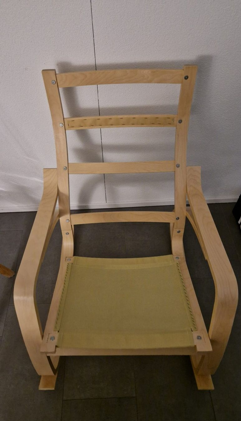 Ikea Poltrone: Schaukelstuhl mit hellbeige Bezug  UNGEÖFFNET, NOCH VERPACKT – Usato da Langnau am Albis venduto da m.troya