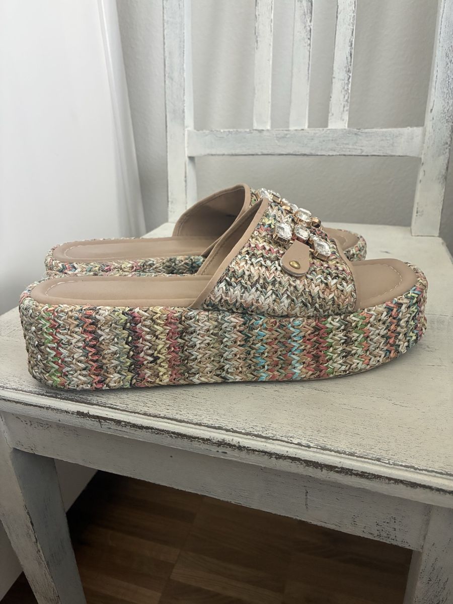 Damenschuhe: Sandaletten Plateau 39 bunt Perlen – Gebraucht aus Luzern von Elvan