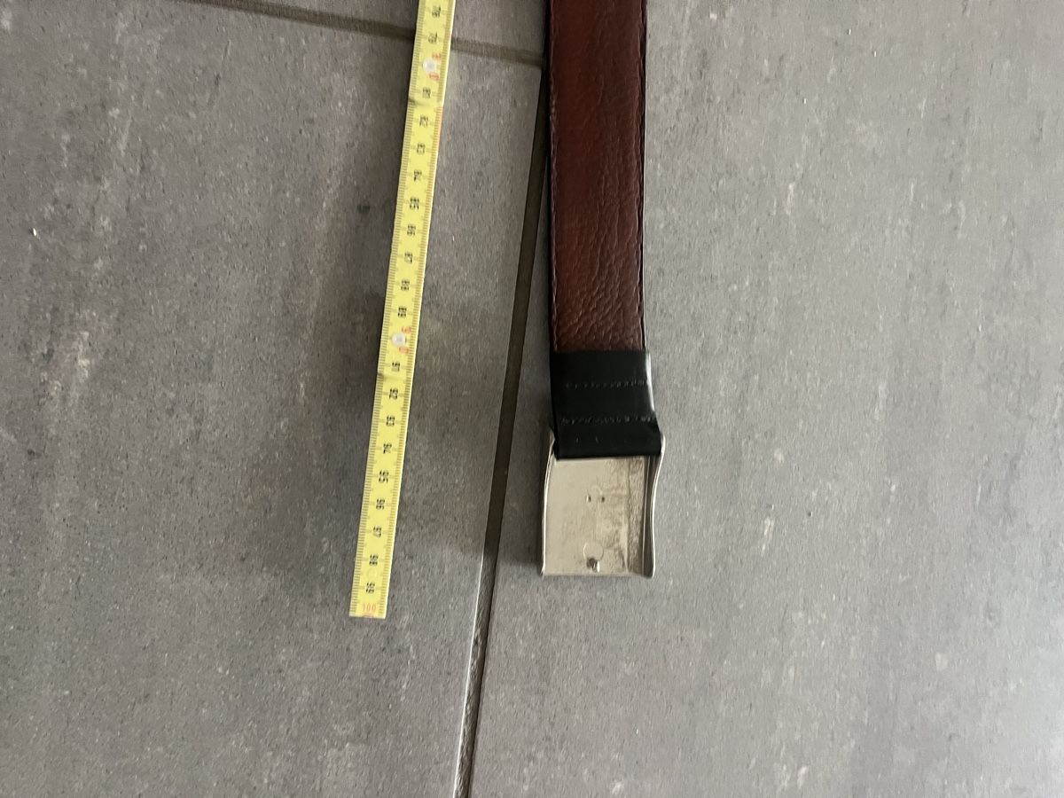 Cinture: Leder Gürtel vom Borniess – Usato da Neerach venduto da fuz_8d7l 9