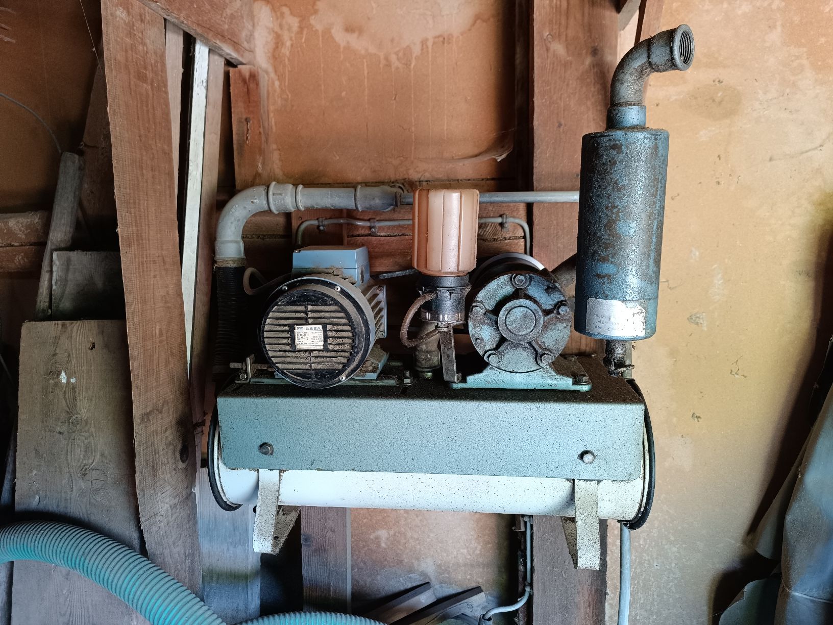 Delaval Tutte le macchine: melkanlage – Usato da Appenzell Steinegg venduto da Bibedibabedibuu