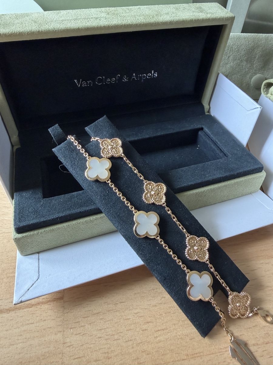 Van Cleef Armbänder & -reifen: Original Van Cleef & Arpels Pure Alhambra Armband & Perlmutt – Gebraucht aus Bern von AndrewHM 6