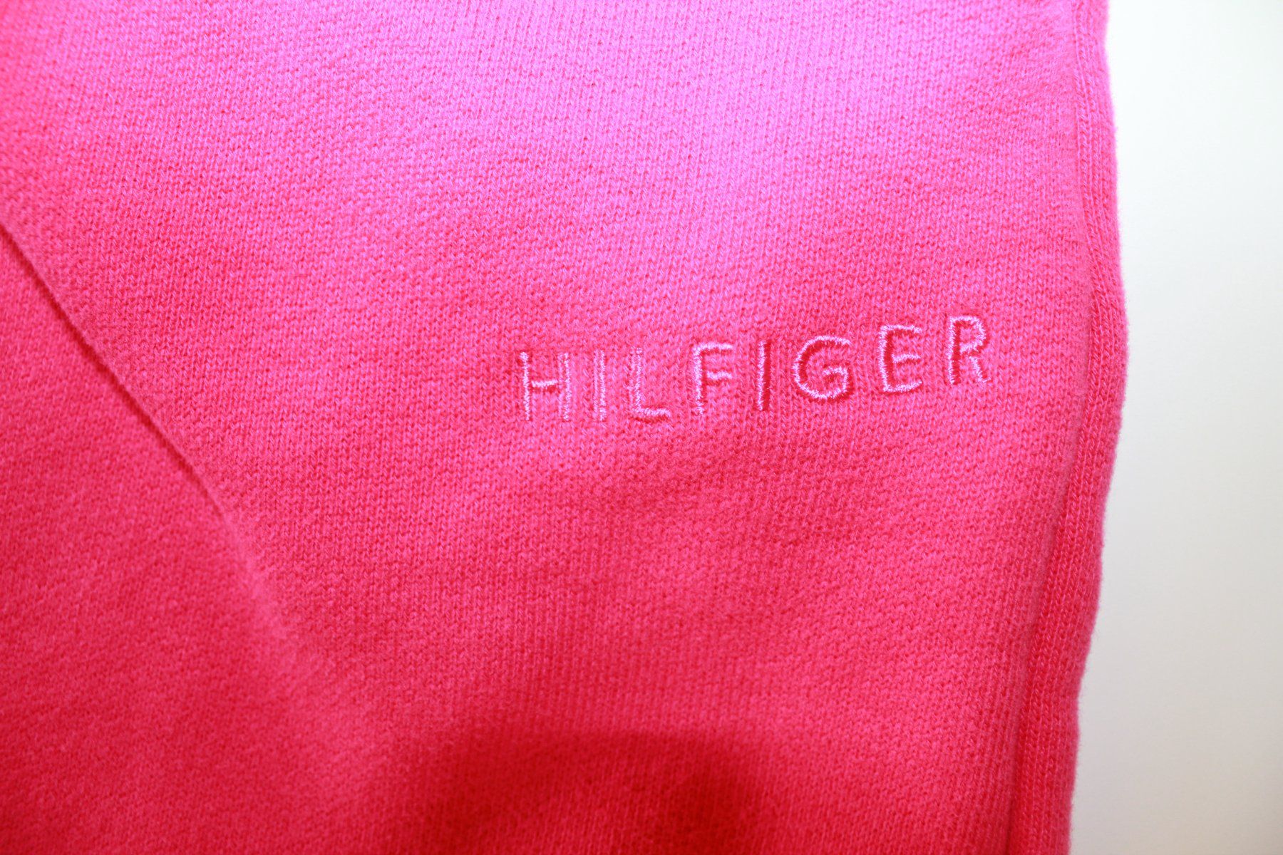 Tommy Hilfiger Hosen: Short Tommy Hilfiger rose  t. 48 – Neu (gemäss Beschreibung) aus Peseux von Gilloss 2