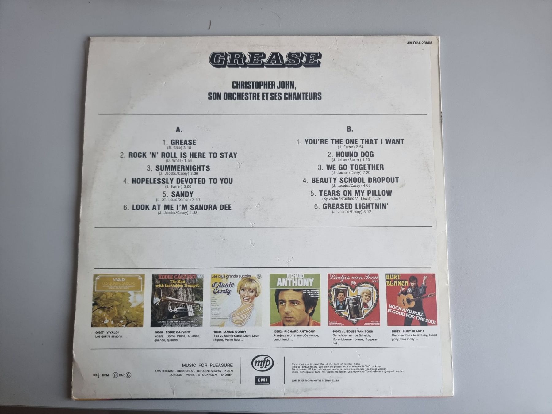 Dischi in vinile: LP Grease - Rote Vinyl Schallplatte, Aktion ab 1.00 Fr. – Usato da Schaffhausen venduto da Kellerrassel 2