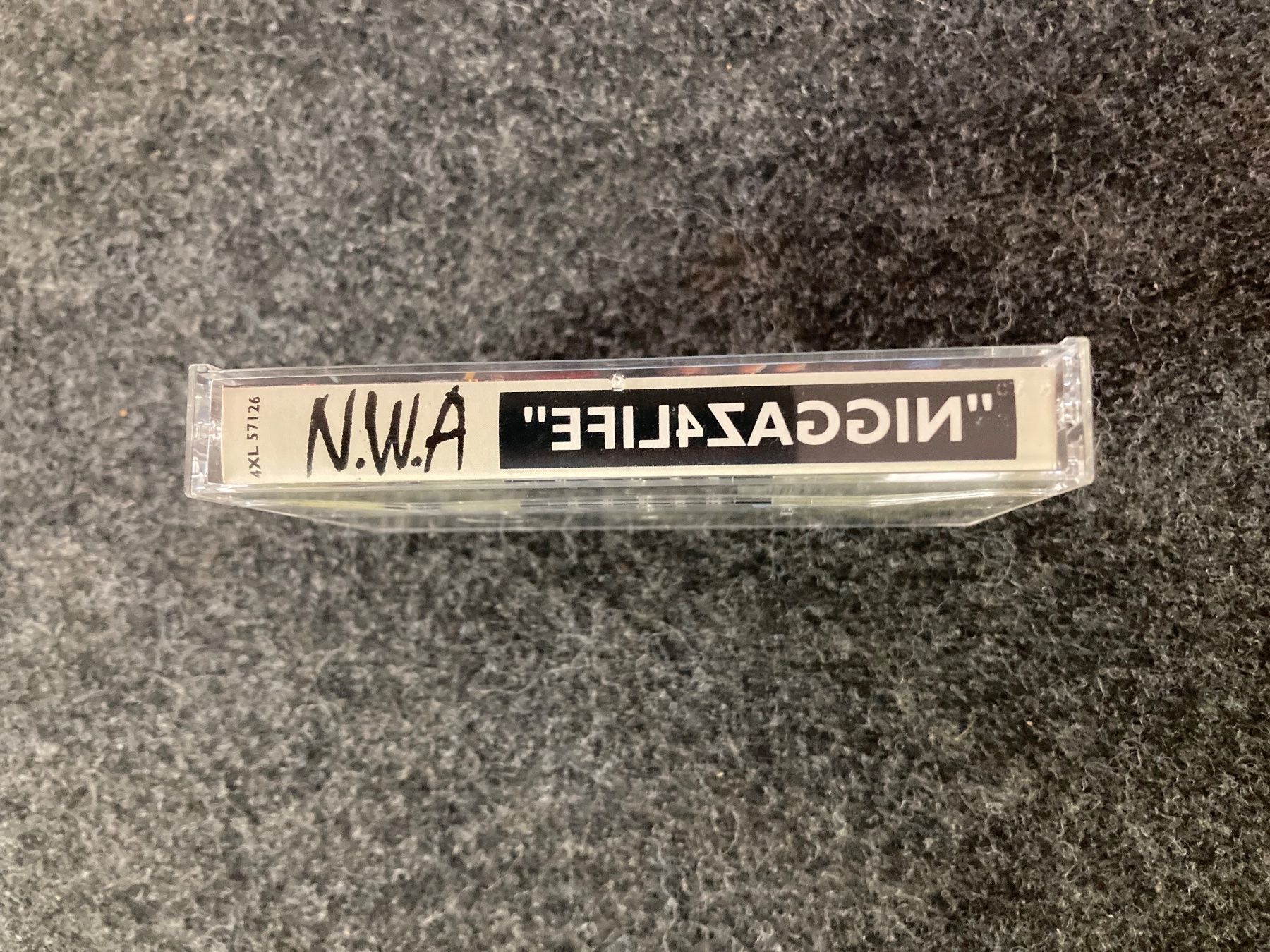 Musicassette: N.W.A. - Efil4zaggin (MC) – Usato da Fribourg venduto da Karushi 1