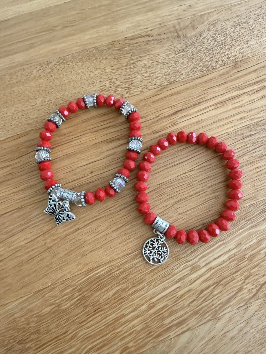 Bracciali & Braccialetti: Rote Armbänder Set mit Charms - Sommer Must-Have! – Nuovo e nell'imballaggio originale da Dübendorf venduto da Nemo_0 1