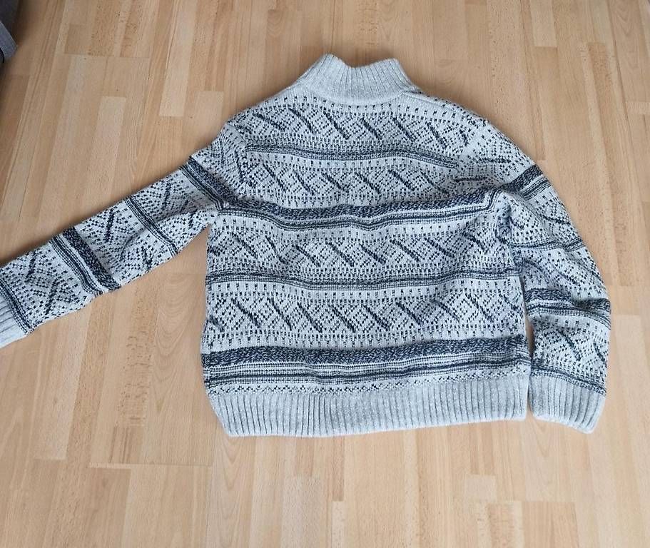 Giacche: C&A Knitted Jacke – Usato da Olten venduto da ale_fjt7 1