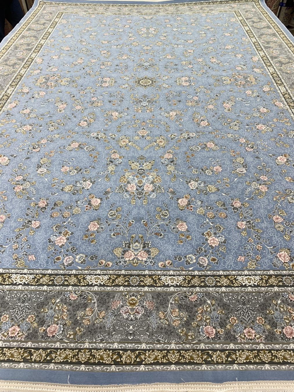 Tappeti: Edler Orientteppich, hellblau mit Blumenmuster, Top Zustand! – Nuovo e nell'imballaggio originale da Birmensdorf ZH venduto da azad110 2