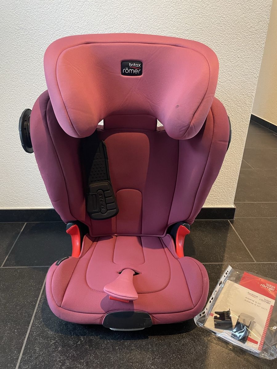 Britax Römer Auto-Kindersitze: Britax Römer Kindersitz Kidfix II XP SICT – Gebraucht aus Wegenstetten von Marcus2222
