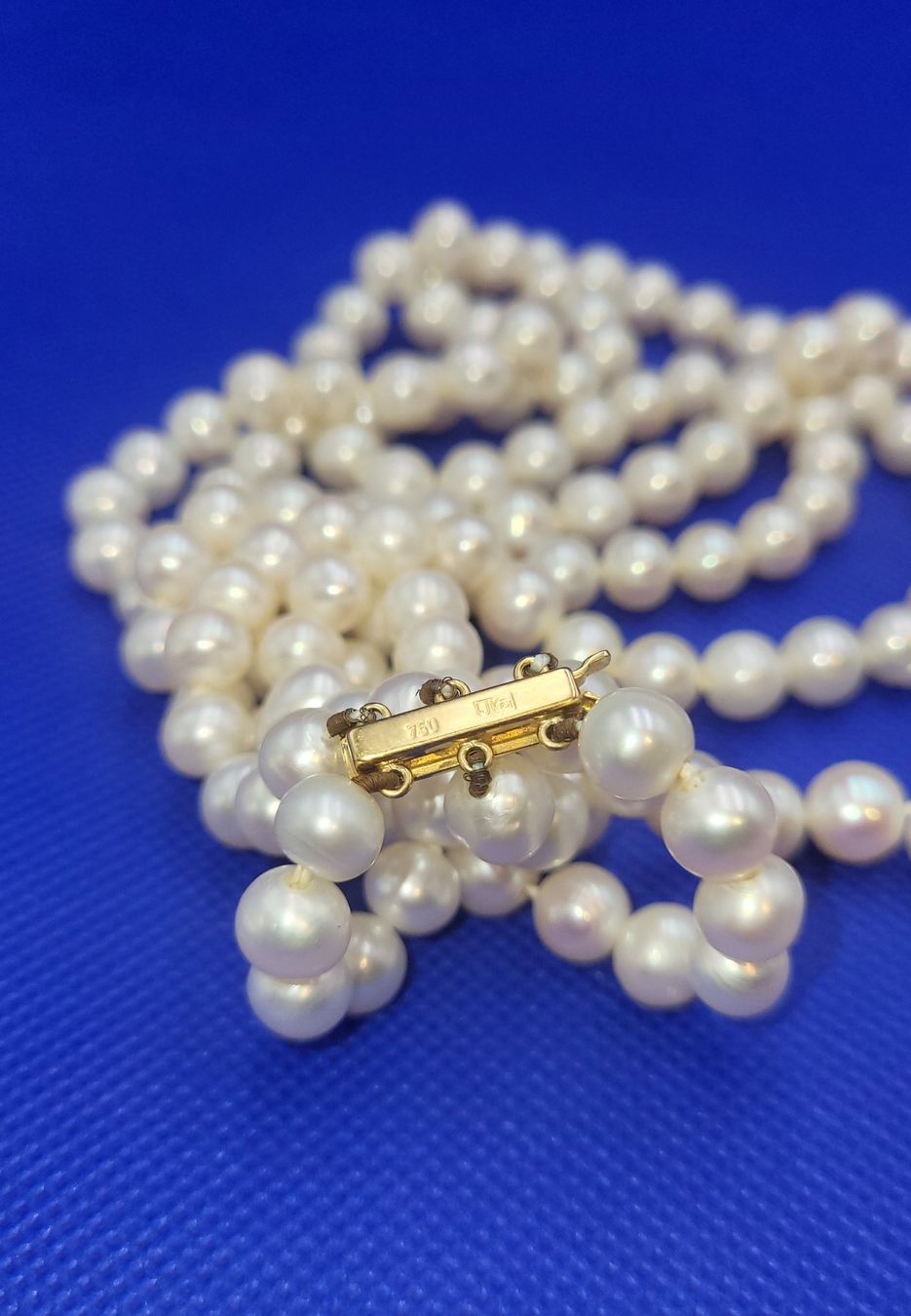 Catenine: Perlen Collier Mit 18 Karat 750 Gold Verschluss – Usato da Wald ZH venduto da Aniade 2